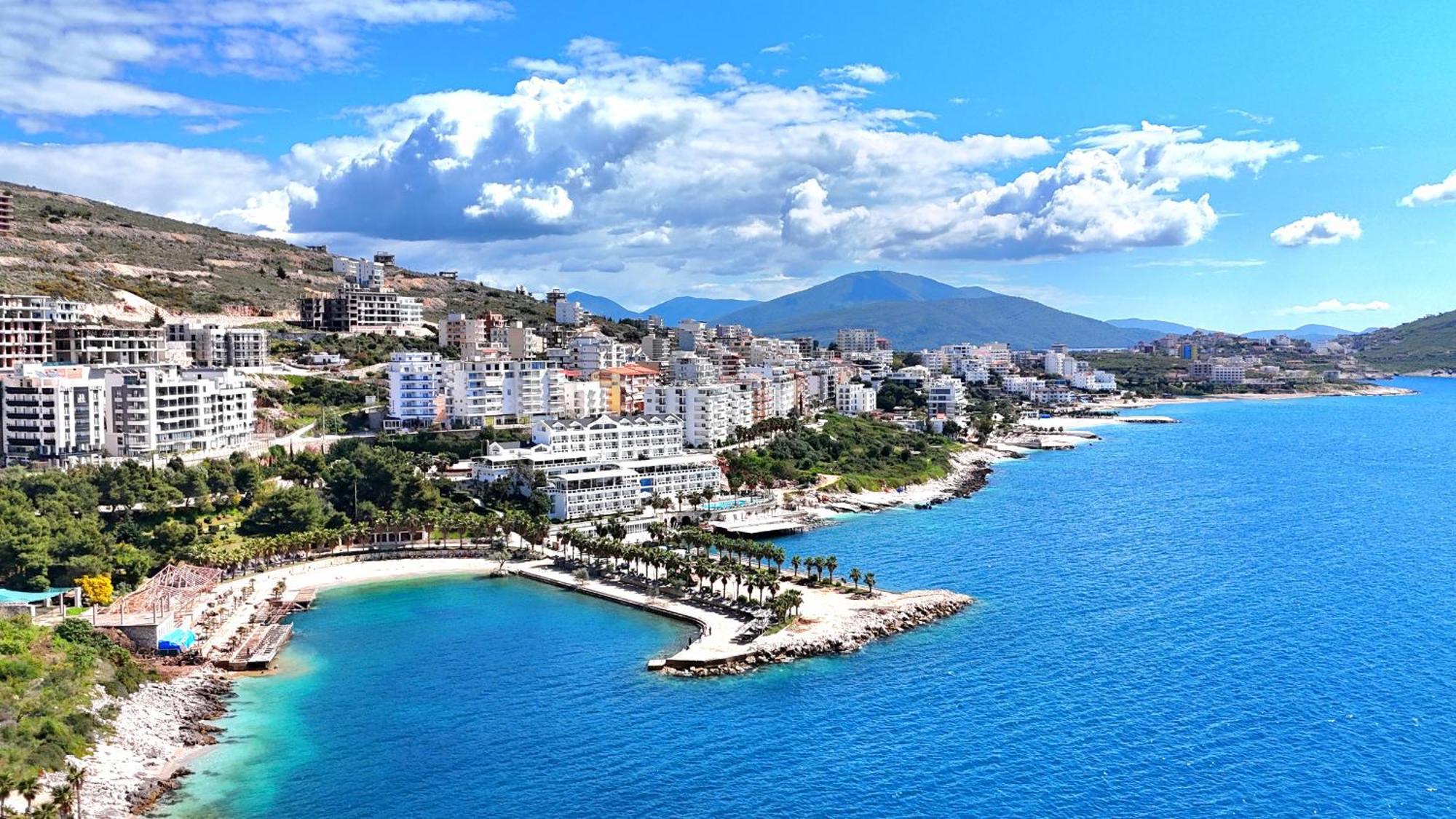 Wonderful View Apartments Саранде Екстериор снимка